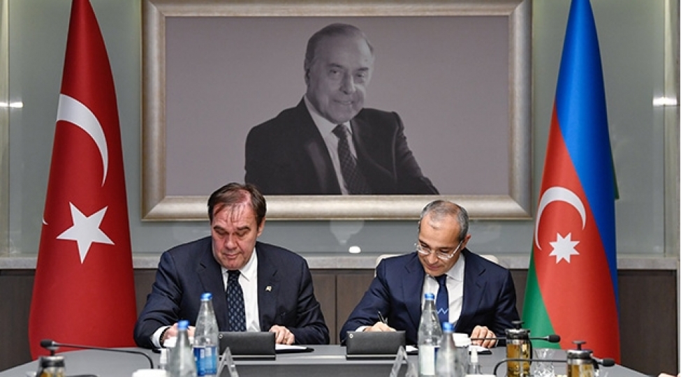 azerbaycana-40-milyon-dollar-investisiya-yatirimini-temin-edecek-memorandumimzalandi-foto