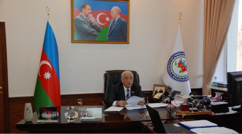 helikopter-qezasinda-shehid-olan-8-herbchinin-ovladlari-himayeye-goturuldu-foto