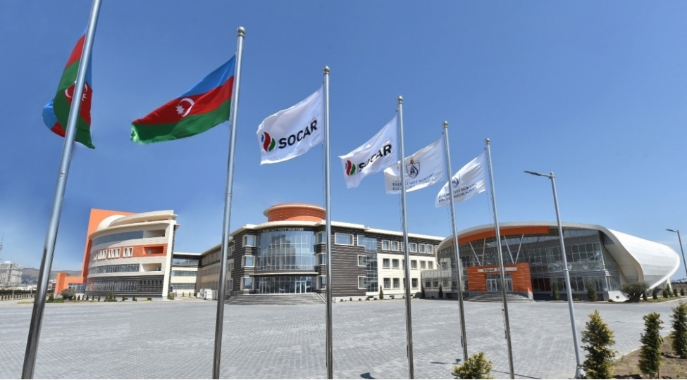 neft-kapitalini-insan-kapitalina-cheviren-ali-mektebfoto
