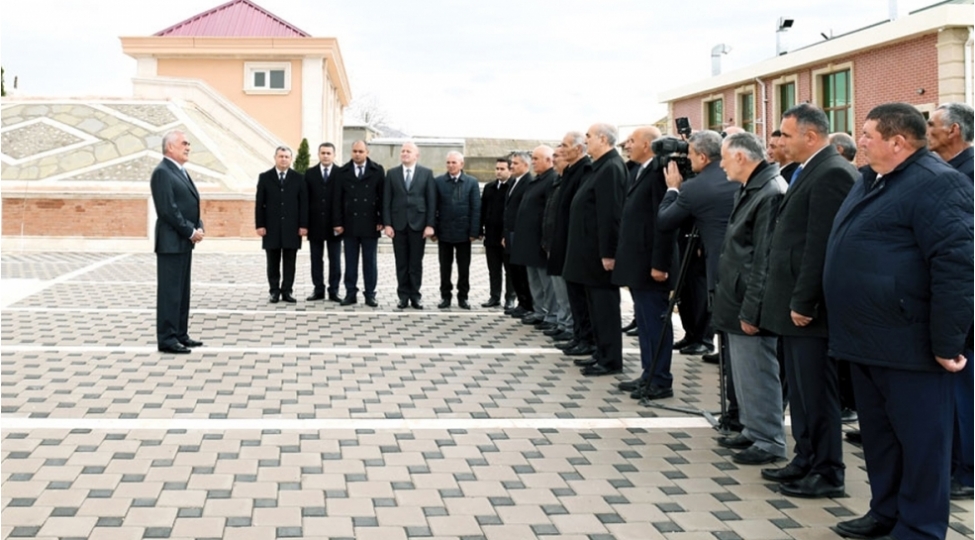 babek-rayonunun-cehri-qesebesinde-yeni-mescid-istifadeye-verilib-foto