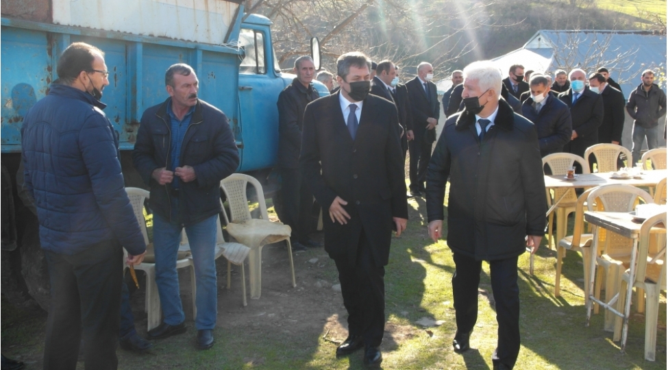 celilabadda-shehid-edalet-huseynlinin-ildonumu-qeyd-olunub-foto