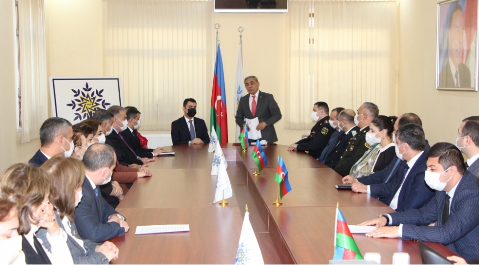 yevlaxda-azerbaycan-son-18-ilde-movzusunda-tedbir-kechirilib-foto
