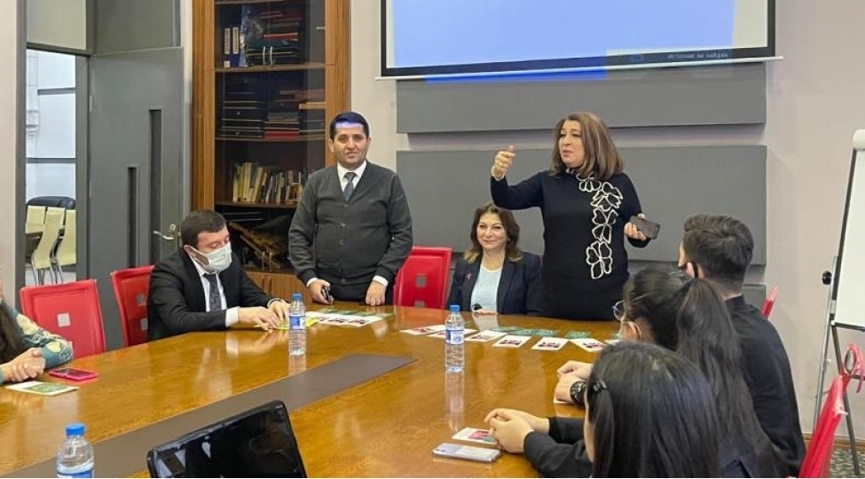 insan-alverine-qarshi-mubarize-movzusunda-maariflendirici-tedbir-kechirilib-foto