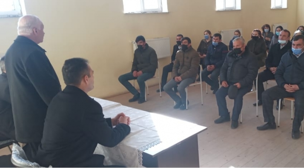 dashkesende-azerbaycan-son-18-ilde-movzusunda-yigincaqlar-kechirilib