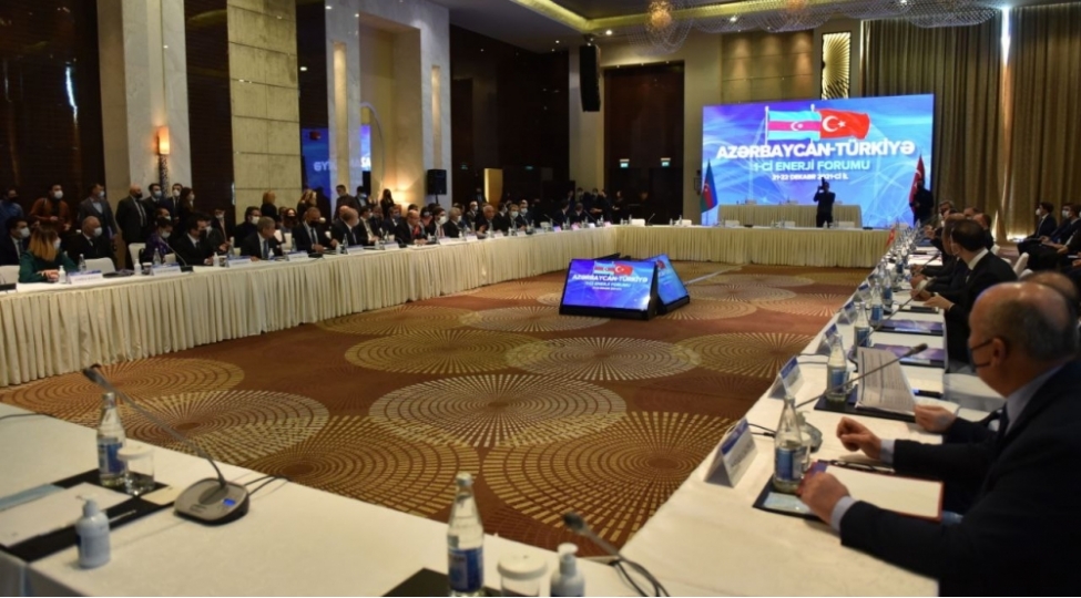 azerbaycan-turkiye-1-ci-enerji-forumu-kechirilib
