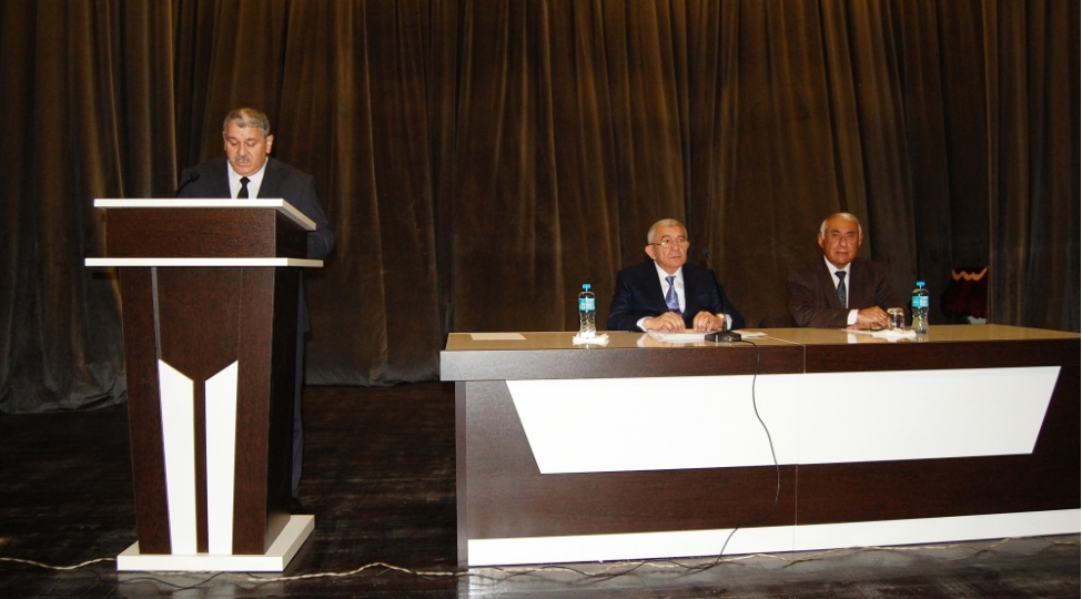 azerbaycan-son-18-ilde-movzusunda-konfrans-kechirilib-foto