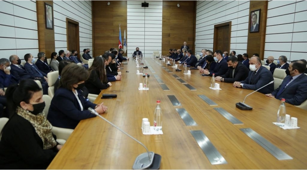 shemkirde-azerbaycan-son-18-ilde-movzusunda-konfrans-kechirilib-foto