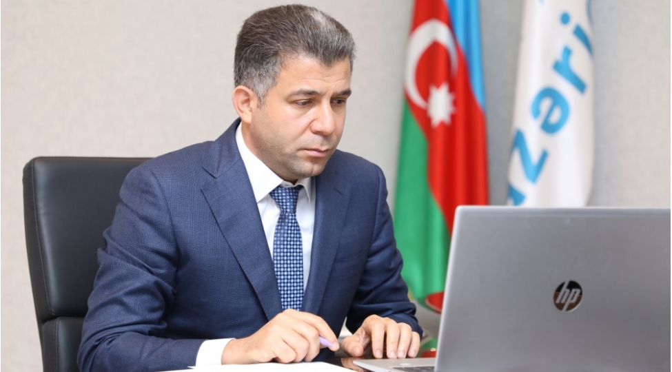azeriqaz-ib-nin-rehberliyi-onlayn-vetendash-qebulu-kechirib-foto-3