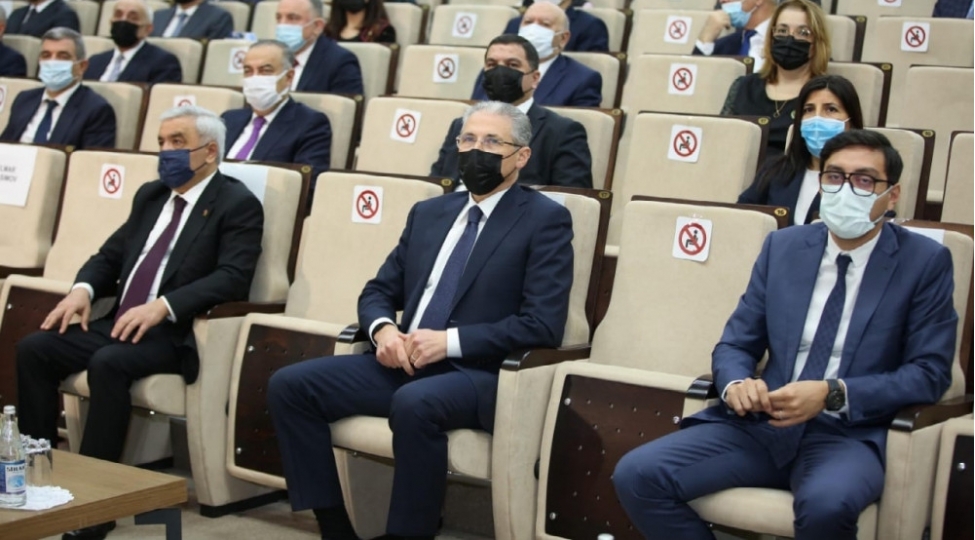 daimi-numayendeliyin-rehberi-banm-in-yaranmasinin-10-cu-ildonumunu-munasibetile-teshkil-olunan-tedbirde-ishtirak-edib
