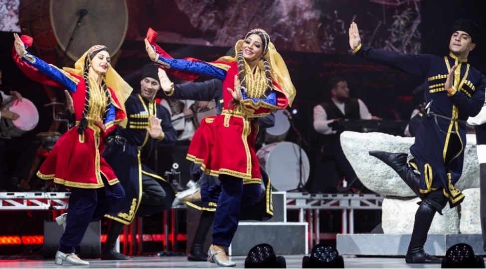 dubay-ekspo-2020de-azerbaycan-reqslerive-ritmleri-foto