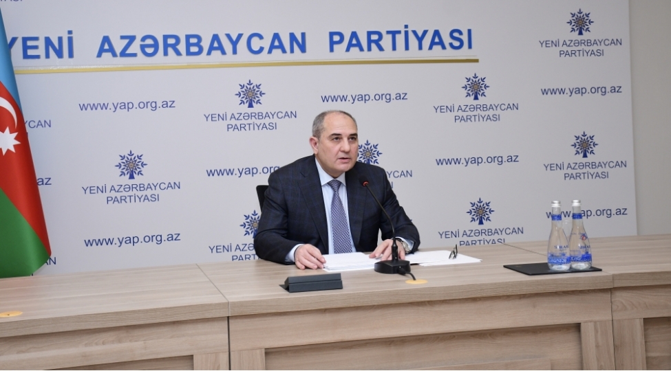 yeni-azerbaycan-partiyasi-idare-heyetinin-novbeti-iclasi-kechirilib-foto