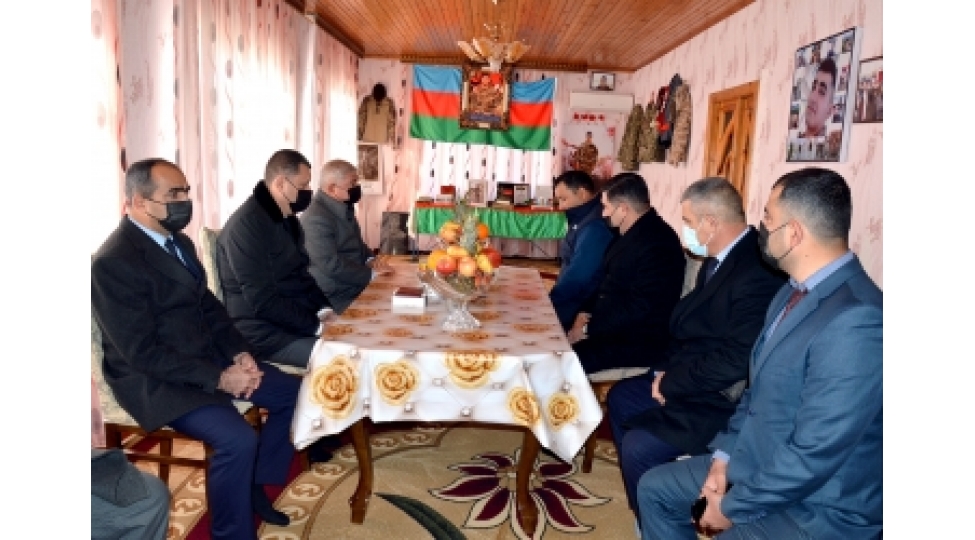 shehid-chavush-rafail-huseynovun-xatiresi-ehtiramla-anilib