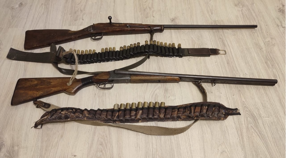 qanunsuz-saxlanilan-odlu-silah-sursatashkar-olunaraq-goturulub