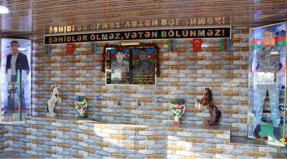 masallinin-ereb-kendindeshehid-bulaginin-achilishi-olub-foto