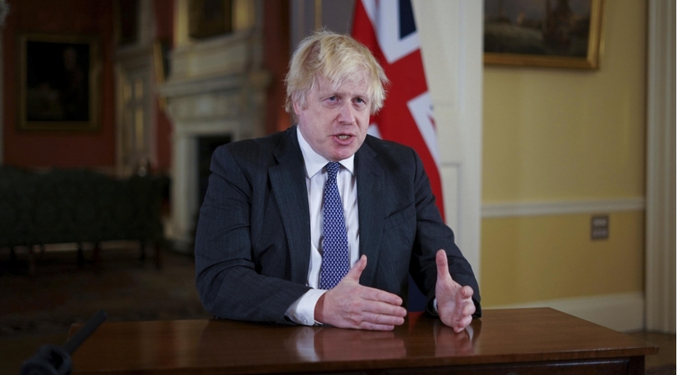 boris-conson-karantin-qaydalarini-pozdugu-uchun-uzr-isteyib-foto