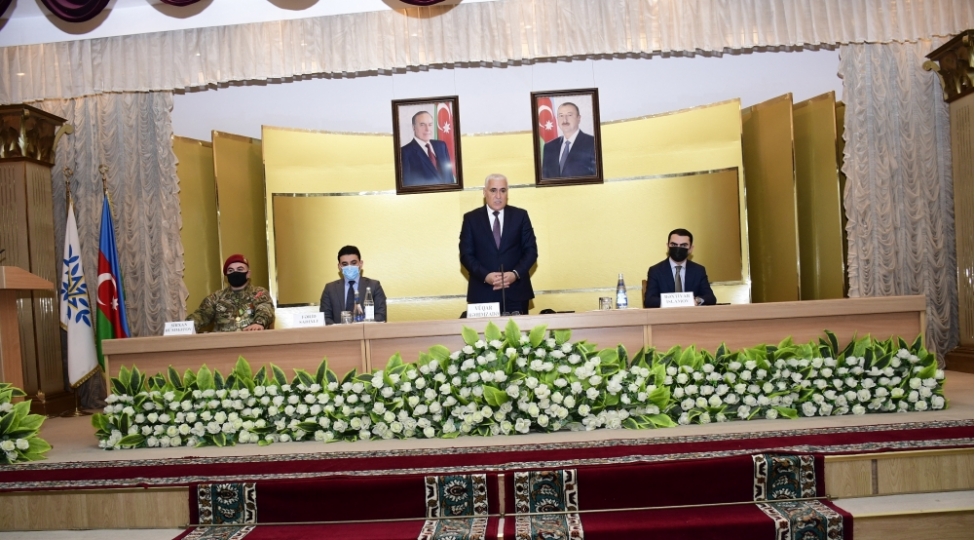 yeni-muasir-chagirishlarda-genclerin-rolu-foto