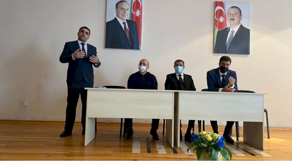 chempionlarimiz-sosial-idman-layihesi-cherchivesinde-mekteblilerle-gorush-kechirilib-foto