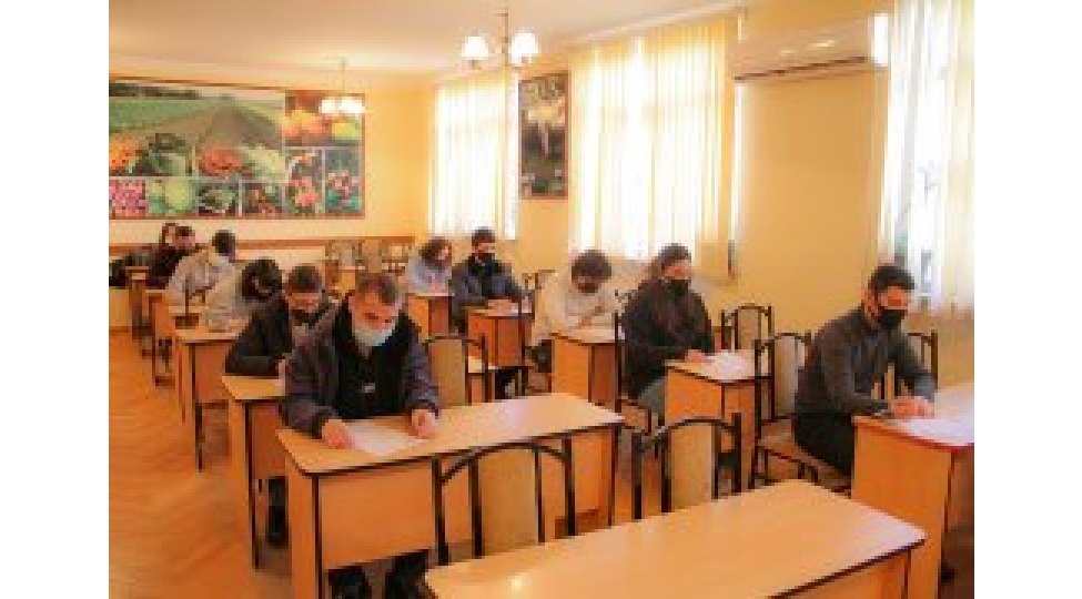 aqrar-universitetde-imtahan-sessiyasi-ugurla-davam-edir