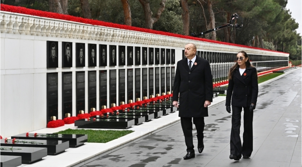 prezidentve-birinci-xanim-shehidler-xiyabanini-ziyaret-edibler-yenilenibfoto