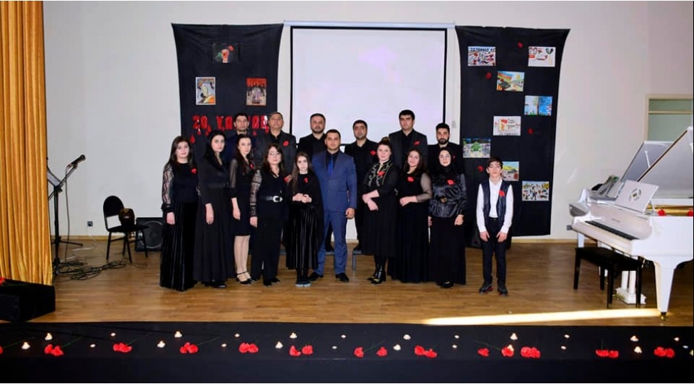 qan-yaddashimiz-adli-edebi-bedii-proqram-teqdim-edilib