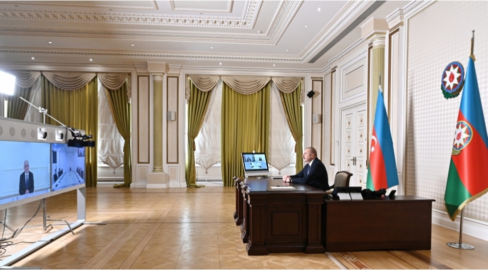prezident-iranin-yol-ve-shehersalma-nazirini-videoformatda-qebul-edib-yenilenib