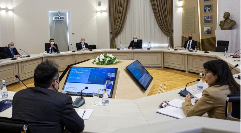 denizde-kulek-enerjisinden-istifade-uzre-yol-xeritesinin-ilkin-layihesi-muzakire-olunub