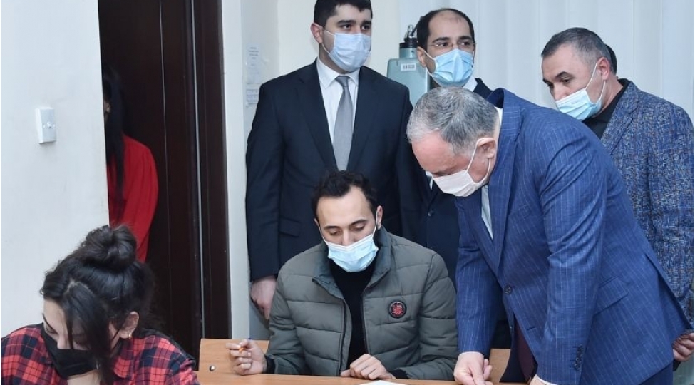 aztu-da-imtahan-sessiyasini-izlemek-uchun-mediatur-teshkil-olunub-foto