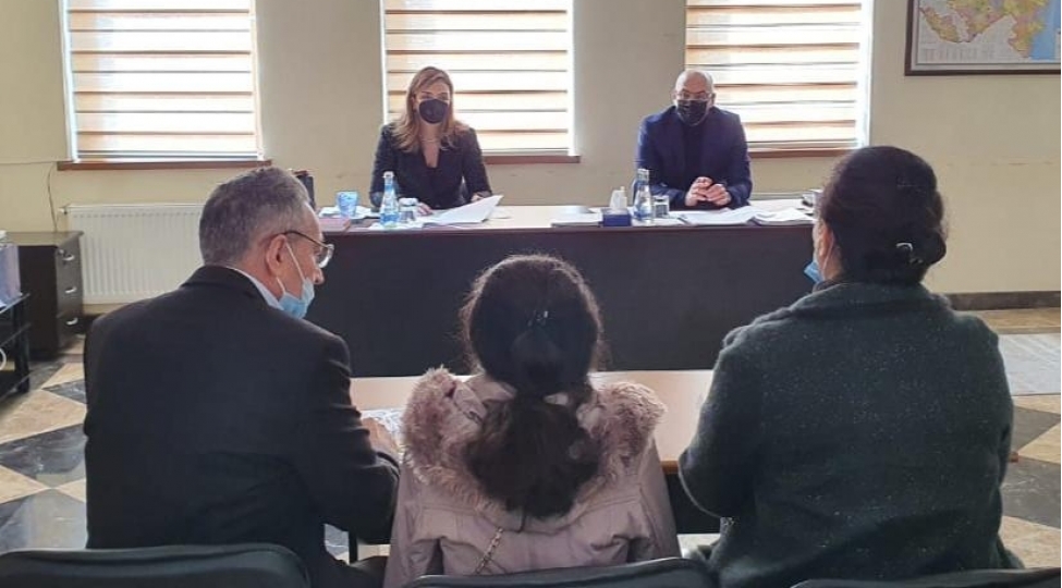 konul-nurullayeva-sakinleri-qaygilandiran-meselelerle-maraqlanib-foto