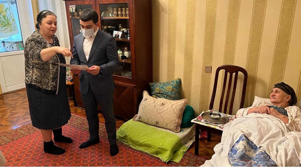 yap-nesimi-rayon-teshkilati-shehid-ailesinin-qaygilari-ile-maraqlanib