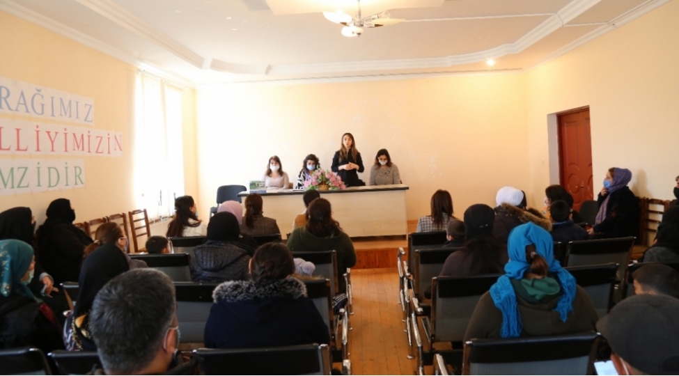 saglam-mektebli-xoshbext-gelecek-marafonu-demirchi-kendinde