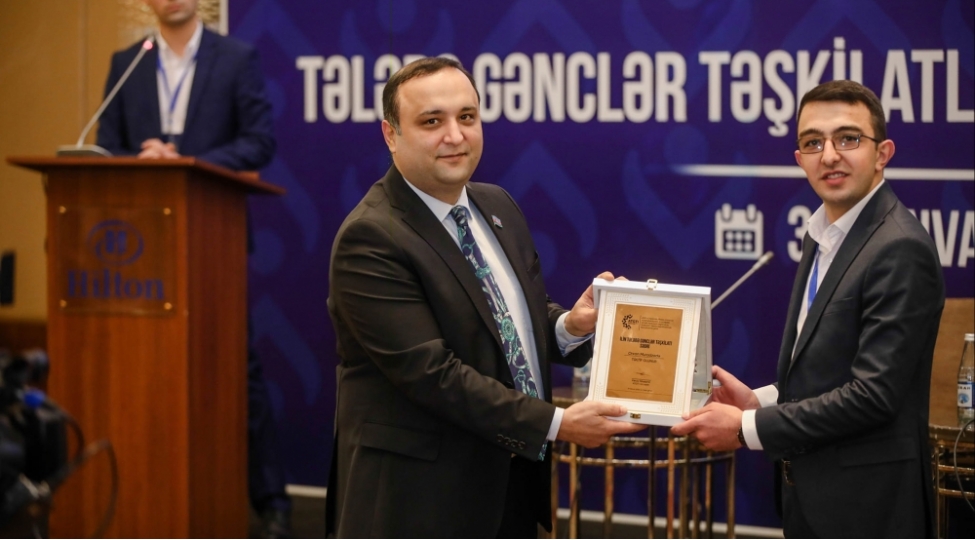 aqrar-universitetin-telebeleri-ilin-en-yaxshilari-sechilibler-foto