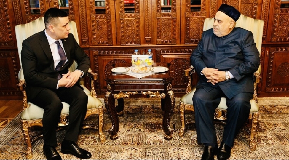 qmi-sedri-turkmenistan-sefiri-ile-gorushub-foto