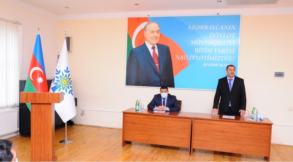 yap-naftalan-sheher-teshkilatinin-sedri-ictimaiyyet-numayendelerine-teqdim-edilib-foto