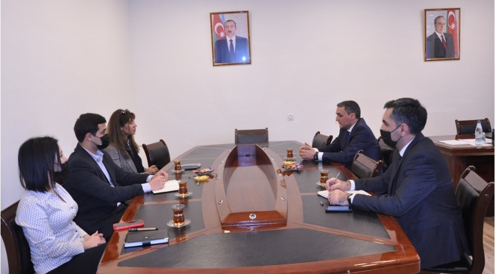 mdu-da-innovasiyalar-merkezinin-emekdashlari-ile-gorush-kechirilib
