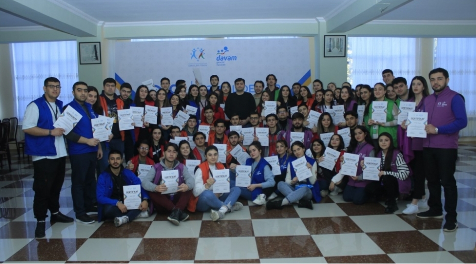 genc-liderler-uchun-qish-universiteti-basha-chatdi-foto