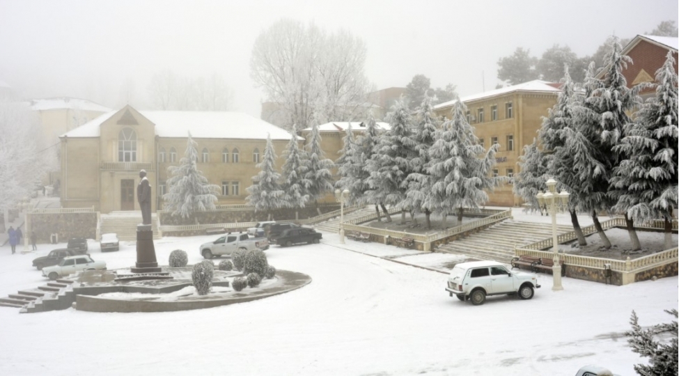dashkesene-qar-yagib-foto-2