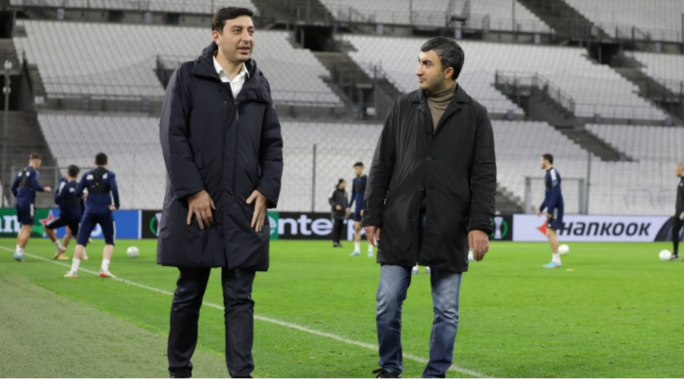 nazir-qarabagi-desteklemek-uchun-fransaya-getdi-foto