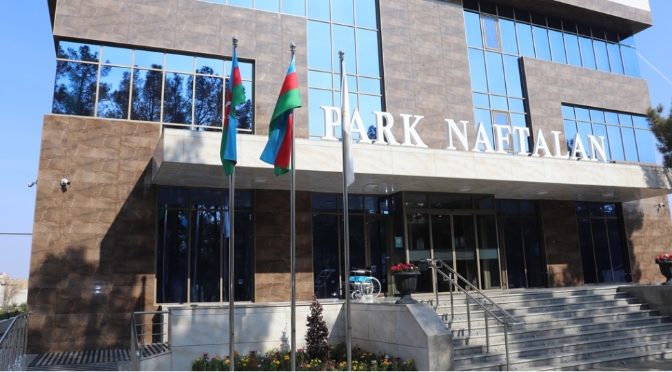 naftalanda-yeni-otel-kompleksinin-achilishi-olub-foto
