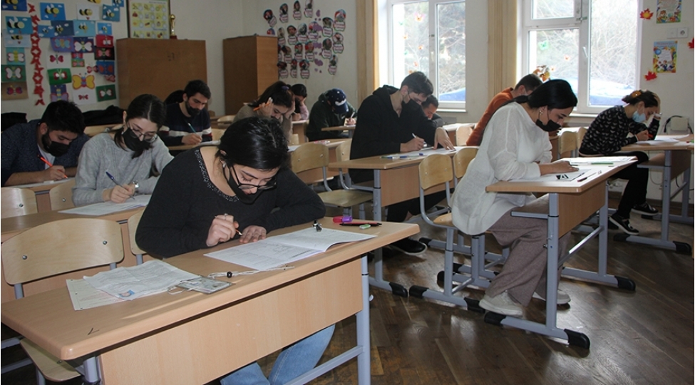 magistraturaya-qebul-imtahani-kechirilib-2