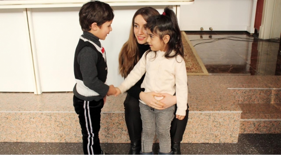 ushaqlar-bizim-geleceyimizdir-gelin-geleceyimizi-qoruyaq