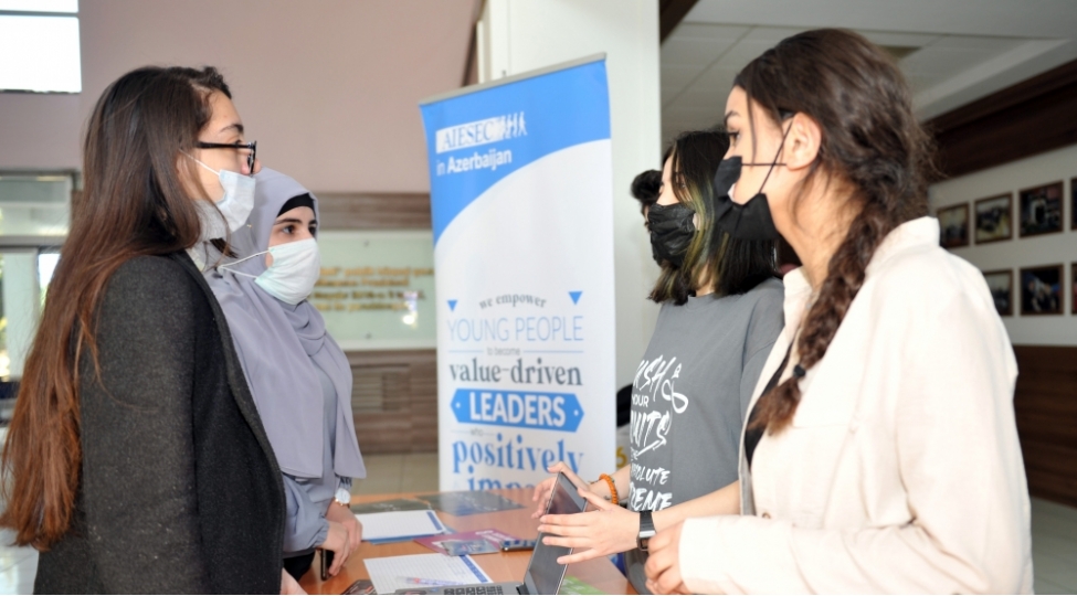 bmu-da-aiesec-in-tecrube-proqramlari-barede-tedbir-kechirilib