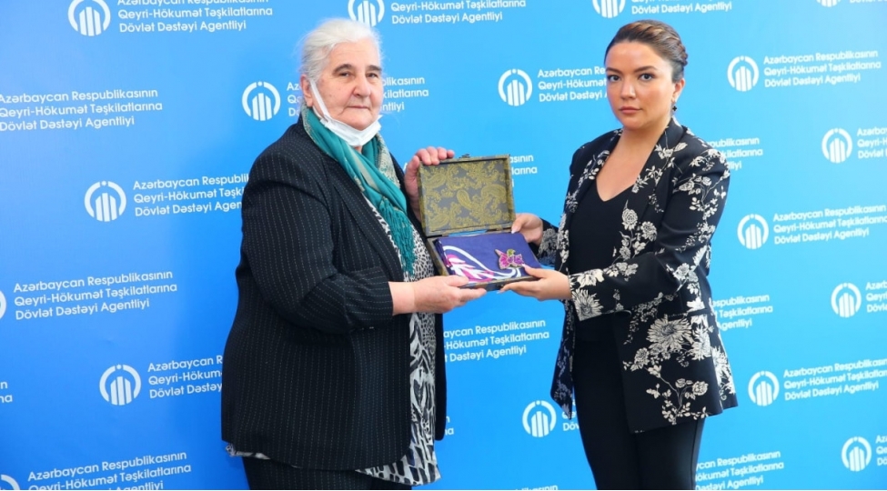 srebrenitsa-analar-cemiyyetinin-sedri-xocali-qurbanlarinin-ne-yashadiqlarini-chox-yaxshi-anlayiram