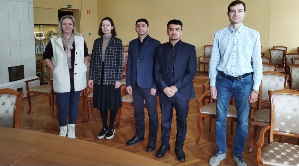 eti-nin-shobe-mudiri-sankt-peterburq-sheherinde-ishguzar-elmi-seferde-olub