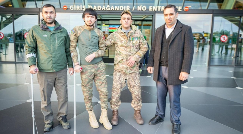 3-qazi-turkiyede-mualice-olunaraq-olkeye-qayidib-foto