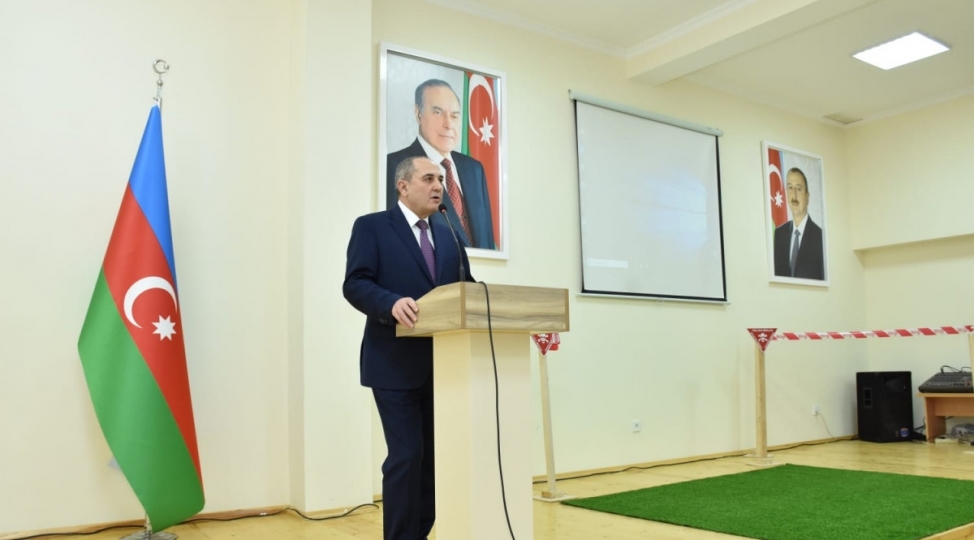 shagirdler-uchun-partlayici-sursatlarin-tehlukesine-dair-tedbir-kechirilib-foto