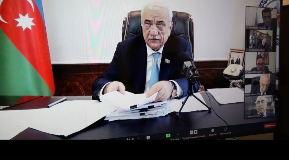 icraiyye-komitesi-hemkarlar-ittifaqlarina-olan-muracietlerin-979-i-musbet-hellini-tapib-foto