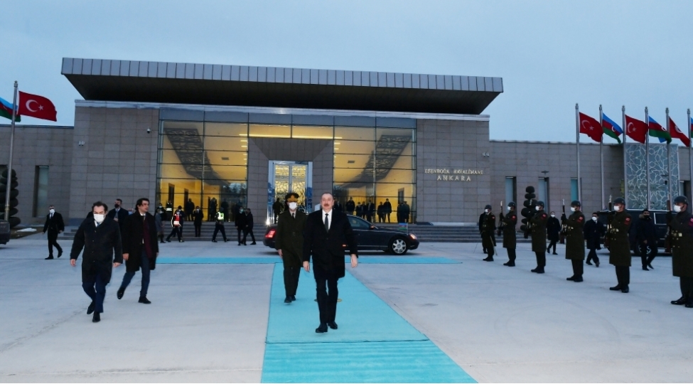 prezident-ilham-eliyevin-turkiyeye-ishguzar-seferi-basha-chatib-foto