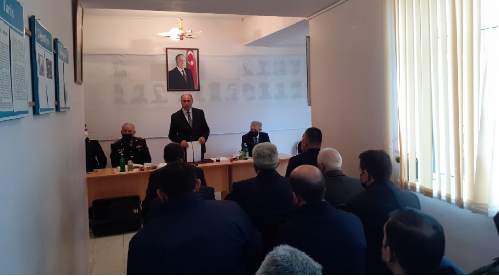 yeni-dashkend-kendinde-seyyar-qebul-kechirilib