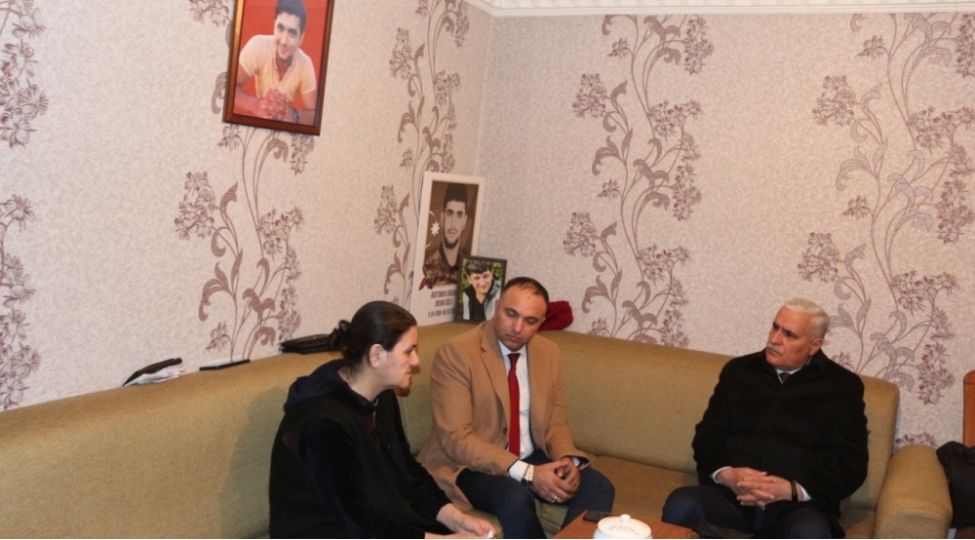 xetai-rayonunda-shehid-aileleri-ve-qaziler-ziyaret-olunub-foto