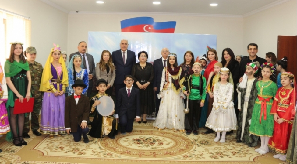 xetai-rayonunda-3-sayli-ushaq-evinin-sakinleri-ziyaret-olunub-foto